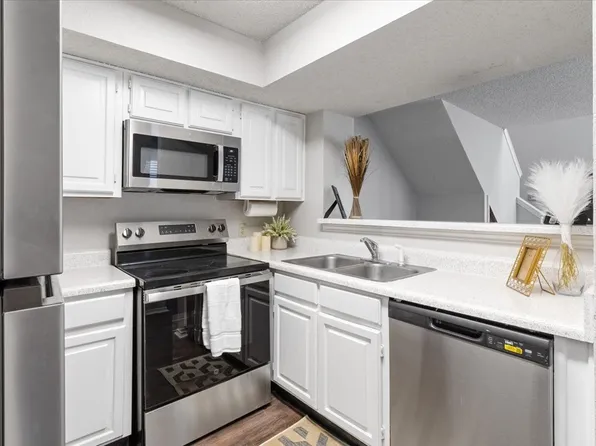 2309 Balsam Dr APT K213, Arlington, TX 76006