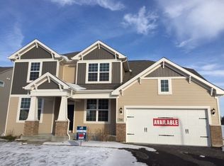 716 Hamilton Dr, South Elgin, IL 60177