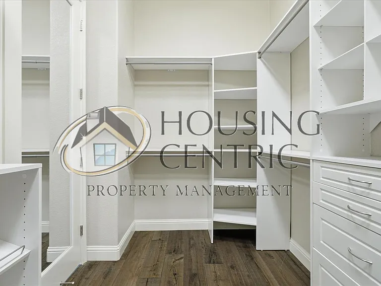 7242 Breaker Point Way — Photo 31