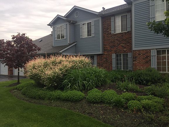 4th image of 1741 Chesapeake Ln APT 1
