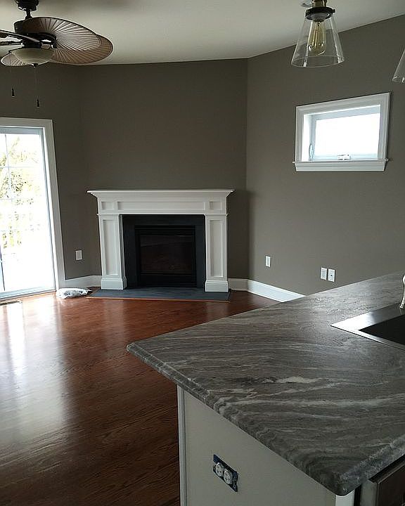 1st image of 326 Cheryl Dr