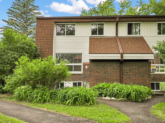2nd image of 8 D Lovell Ln