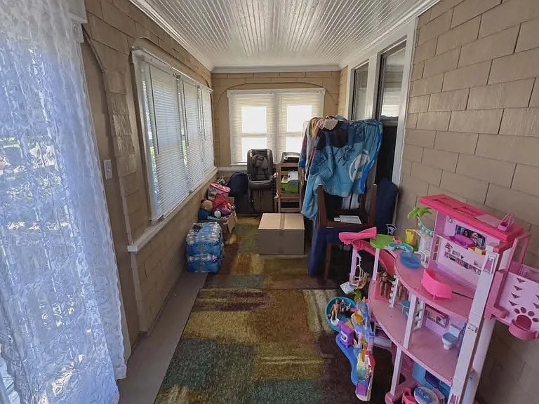 509 Hawthorne Rd — Photo 34