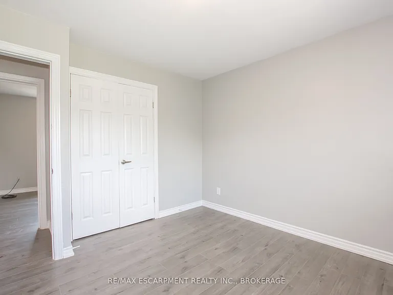 2 Wolfdale Pl #MAIN — Photo 26