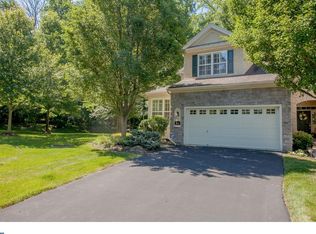 840 Creekview Dr, Blue Bell, PA 19422