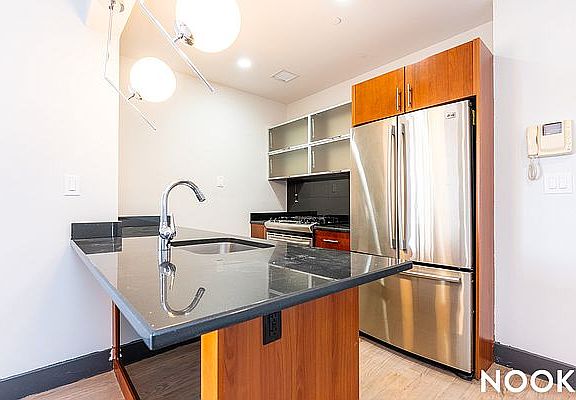 2nd image of 756 Myrtle Ave APT 2a