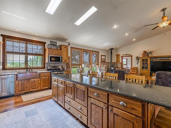 5th image of 1132 Ln Ln #12