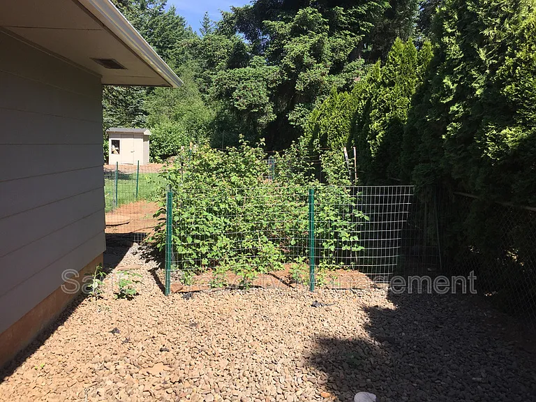 22120 S Leslie Ave — Photo 28
