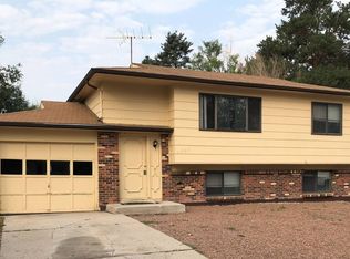 3932 Fetlock Cir, Colorado Springs, CO 80918