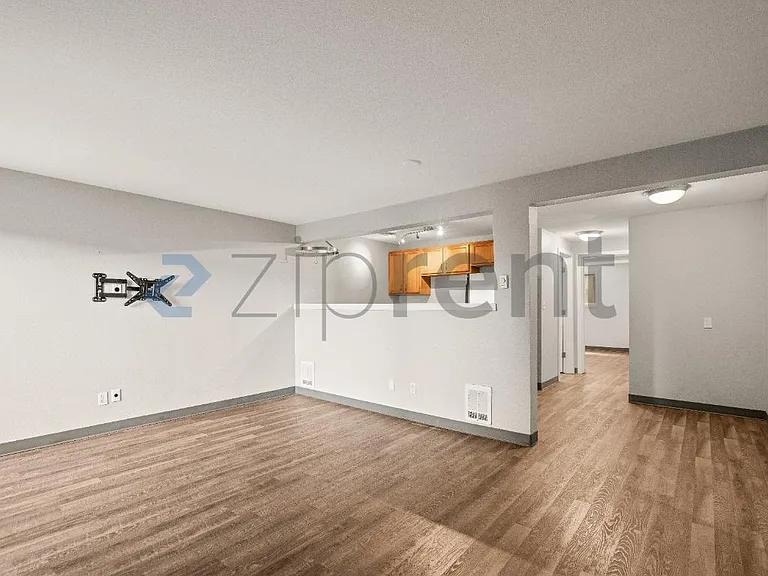 3420 15th Ave W #105 — Photo 3