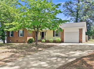 2109 Hollyridge Pl, Fayetteville, NC 28304