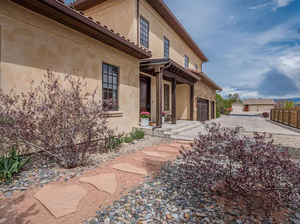 2627 New Orchard Ct, Grand Junction, CO 81506