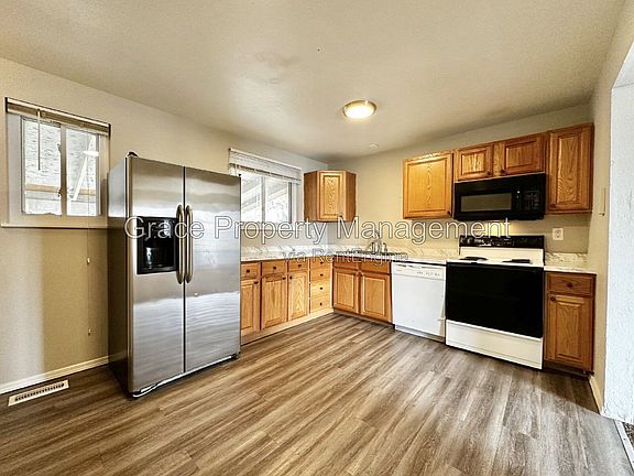 5th image of 3801 E 117th Ave
