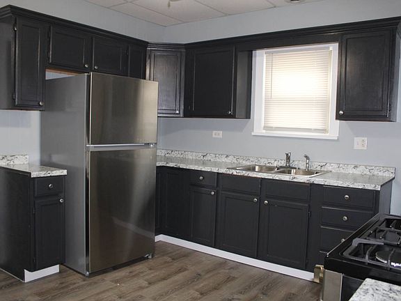 2nd image of 1318 Campbell Ave