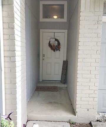 2nd image of 5218 Fawn Lk