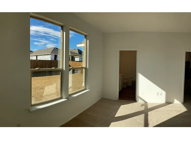 605 Goat Willow Ln — Photo 9
