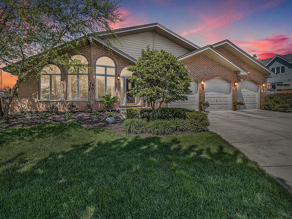 1st image of 8718 Harvest View Ln