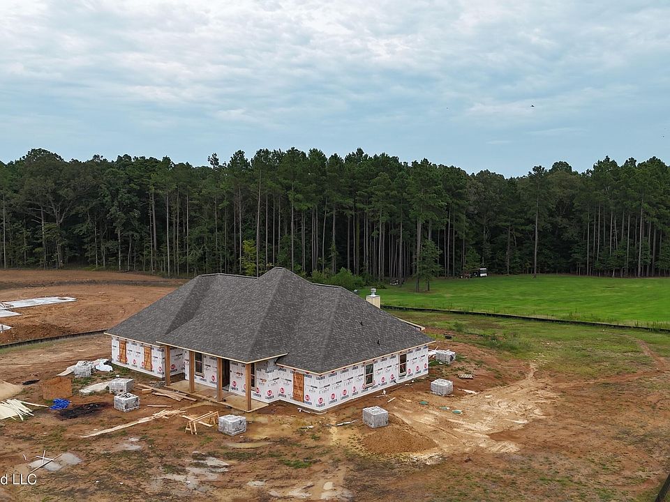 1st image of 505 First Oak