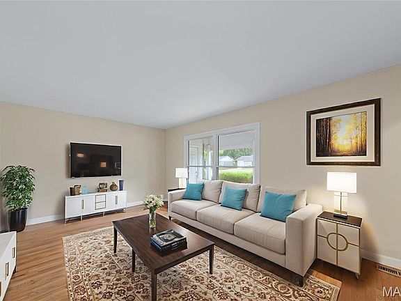 5th image of 2525 Wedgwood Dr W