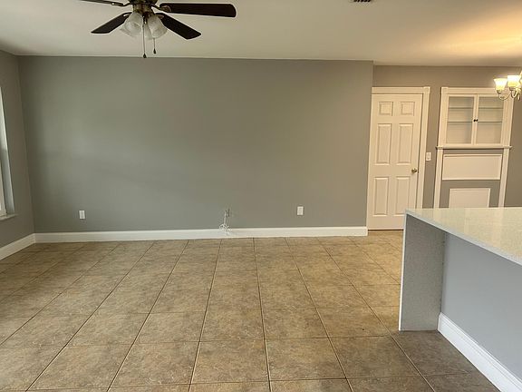 3rd image of 22392 Lewiston Ave