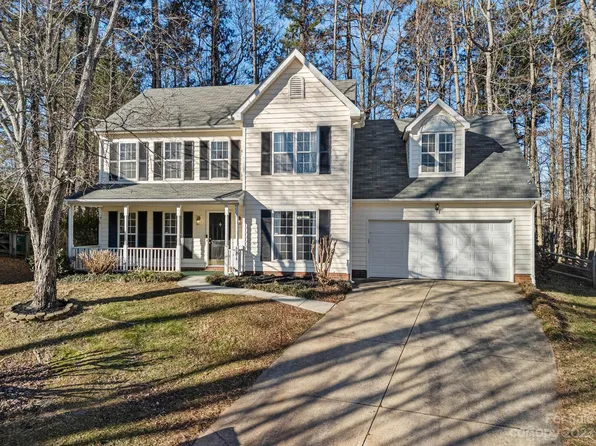 6204 Moss Bank Ct, Charlotte, NC 28262