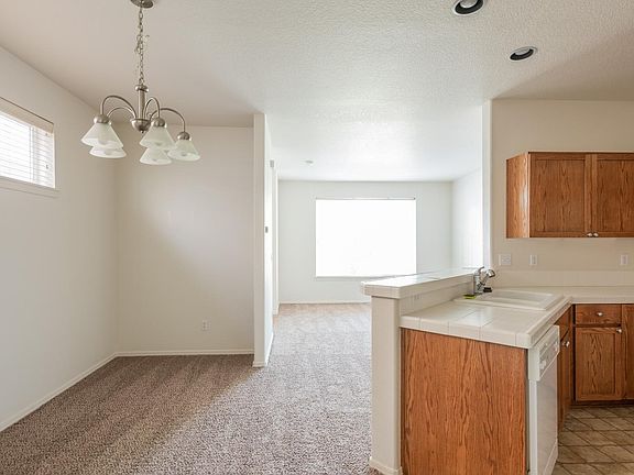 3rd image of 1212 SE Bacarra St