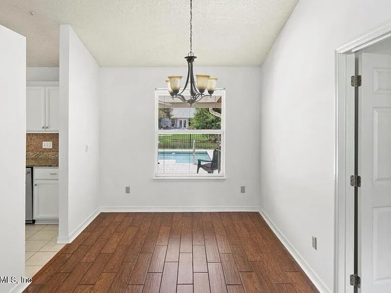 10334 Triple Crown Ave — Photo 13