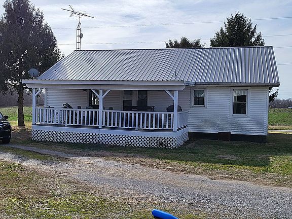 Back Porch / Rear View