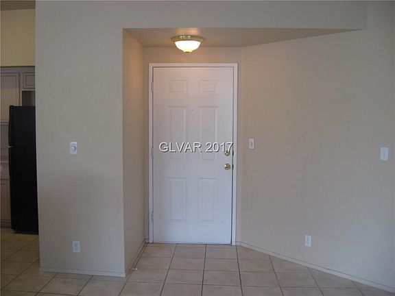 3rd image of 7231 Indian Creek Ln Unit 202
