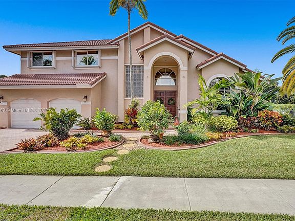 4th image of 1408 NW 179th Ave