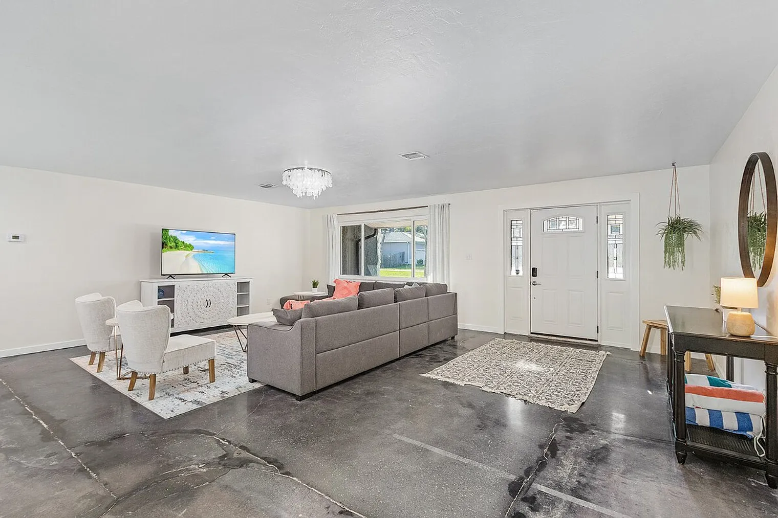 4 bed, 3.0 bath, $5,871 — Photo 2