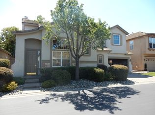 12136 Gold Bluff Ln, Gold River, CA