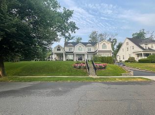 13 The Cir, Passaic, NJ 07055