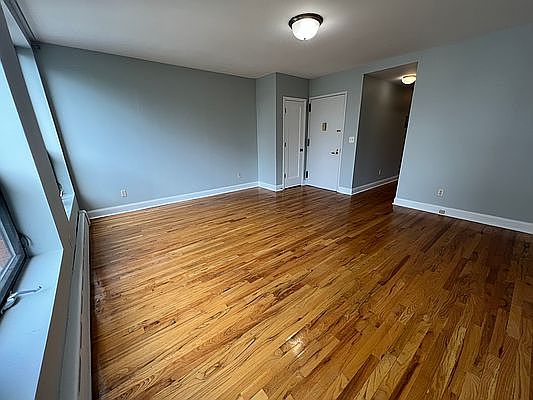 2nd image of 49 W 127th St APT 3