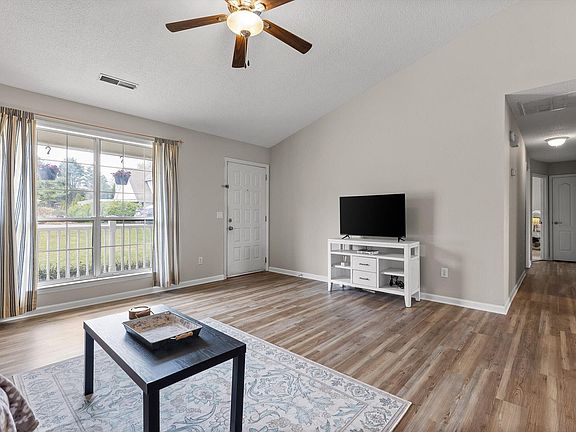 5th image of 2510 Standifer Oaks Rd