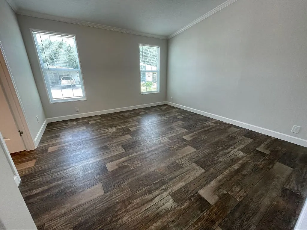3 bed, 2.0 bath, 1146 sqft, $1,649 — Photo 2