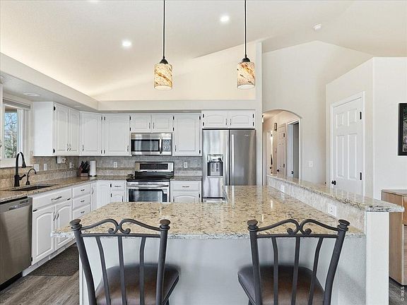 5th image of 4411 Indigo Dr