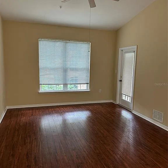 10111 Courtney Palms Blvd #201 — Photo 12