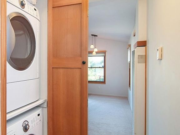 5th image of 4873 Del Monte Ave