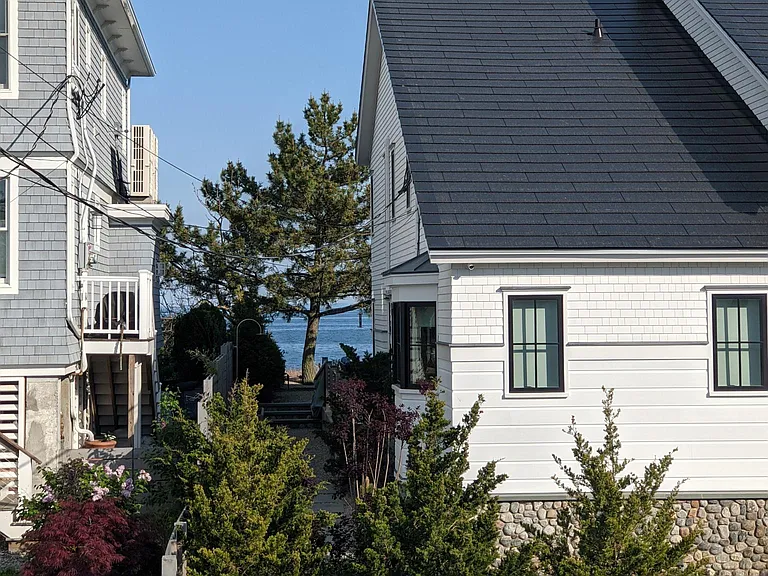 LI Sound view (looking across the street)