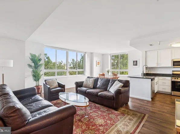 355 I St SW Unit 601, Washington, DC 20009