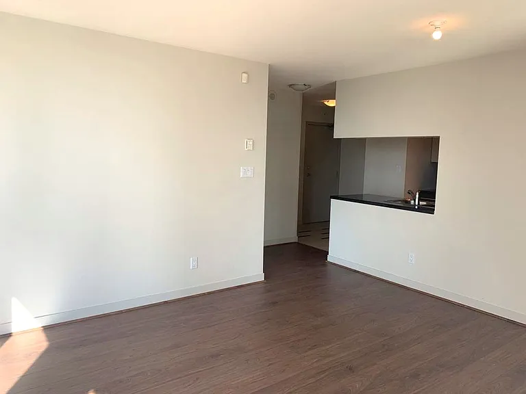 1408 Strathmore Mews #2703 — Photo 4
