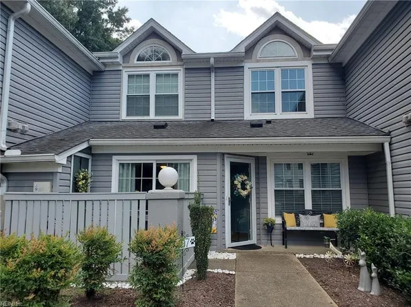 607 Rue Marseille, Chesapeake, VA 23320