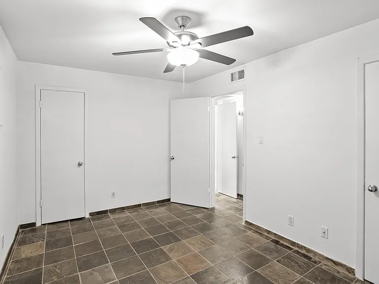 3602 Garrott St #16 — Photo 22