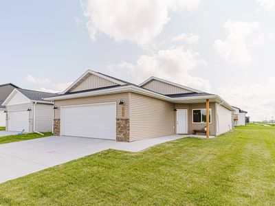 6782 68th St S, Horace, ND, 58047