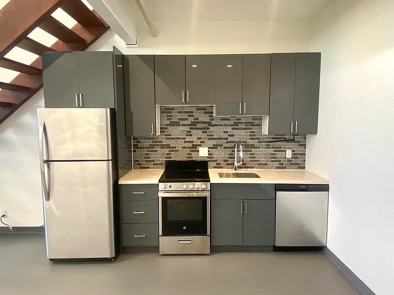 801 Minnesota St #19 — Photo 2