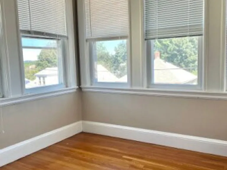 41-43 N Crescent Cir #2B — Photo 21