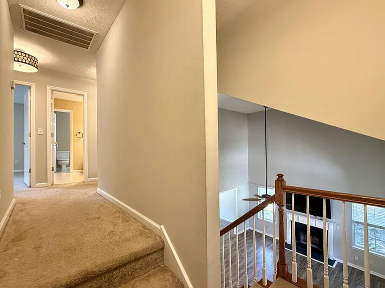 102 Adthan Cir — Photo 26