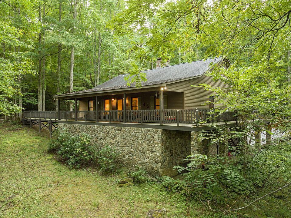 1st image of 1221 Sam Cove Rd