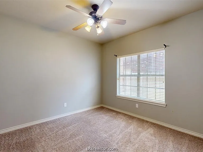211 Forest Dr #C — Photo 13